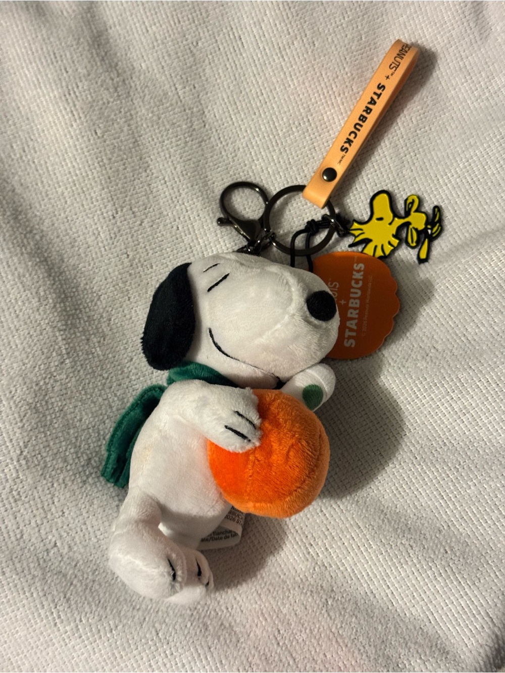BNWT 2026 Starbucks x Peanuts Fall Snoopy bag charm